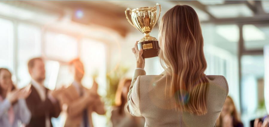 Read more about the article Tameside Entrepreneur Kerry Boland Wins SheInspires Award for Resilience and Purpose-Driven Leadership